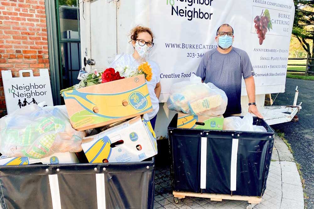 food-rescue-workers-collecting-4x6